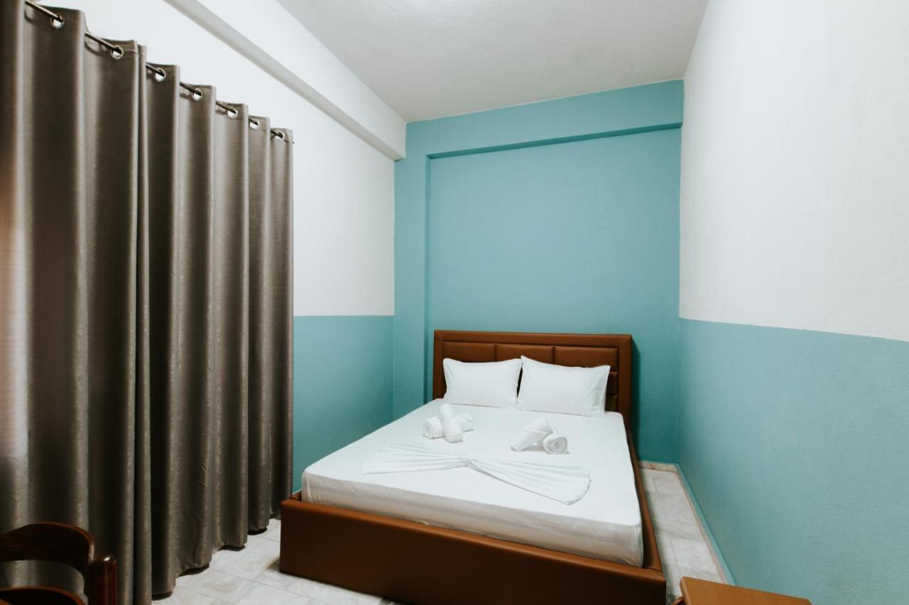 Hotel Lunxheria Gjirokaster Luaran gambar
