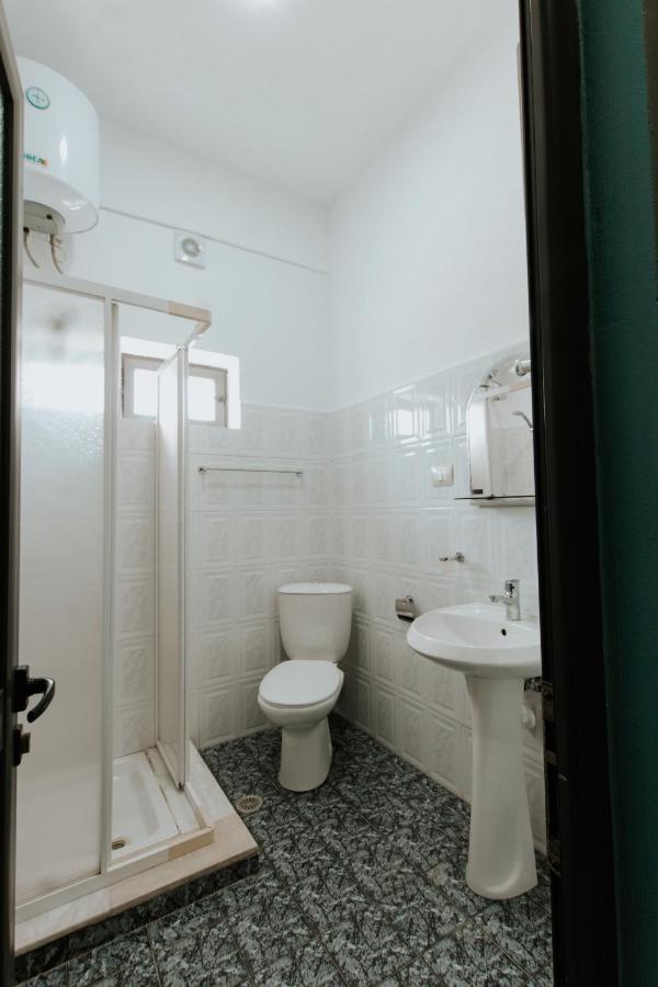 Hotel Lunxheria Gjirokaster Luaran gambar