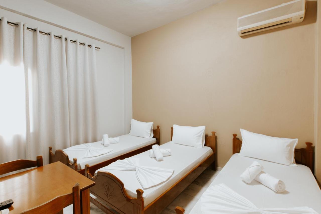Hotel Lunxheria Gjirokaster Luaran gambar
